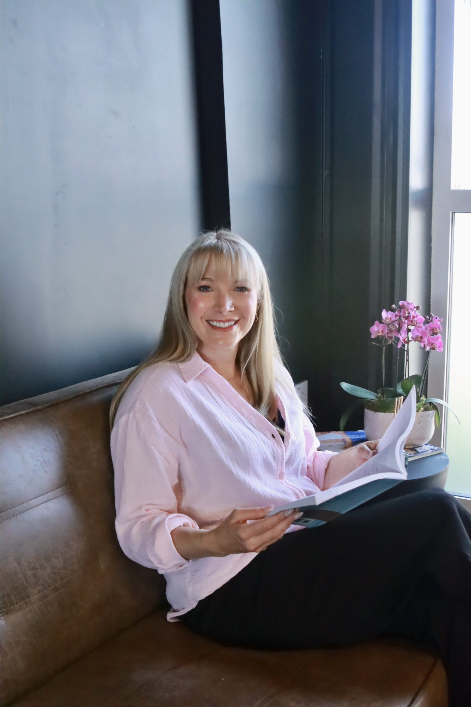 Stone eating sort of therapist in Canterbury Kent Becky Stone, Eaton sort of therapist based in Canterbury Kent
