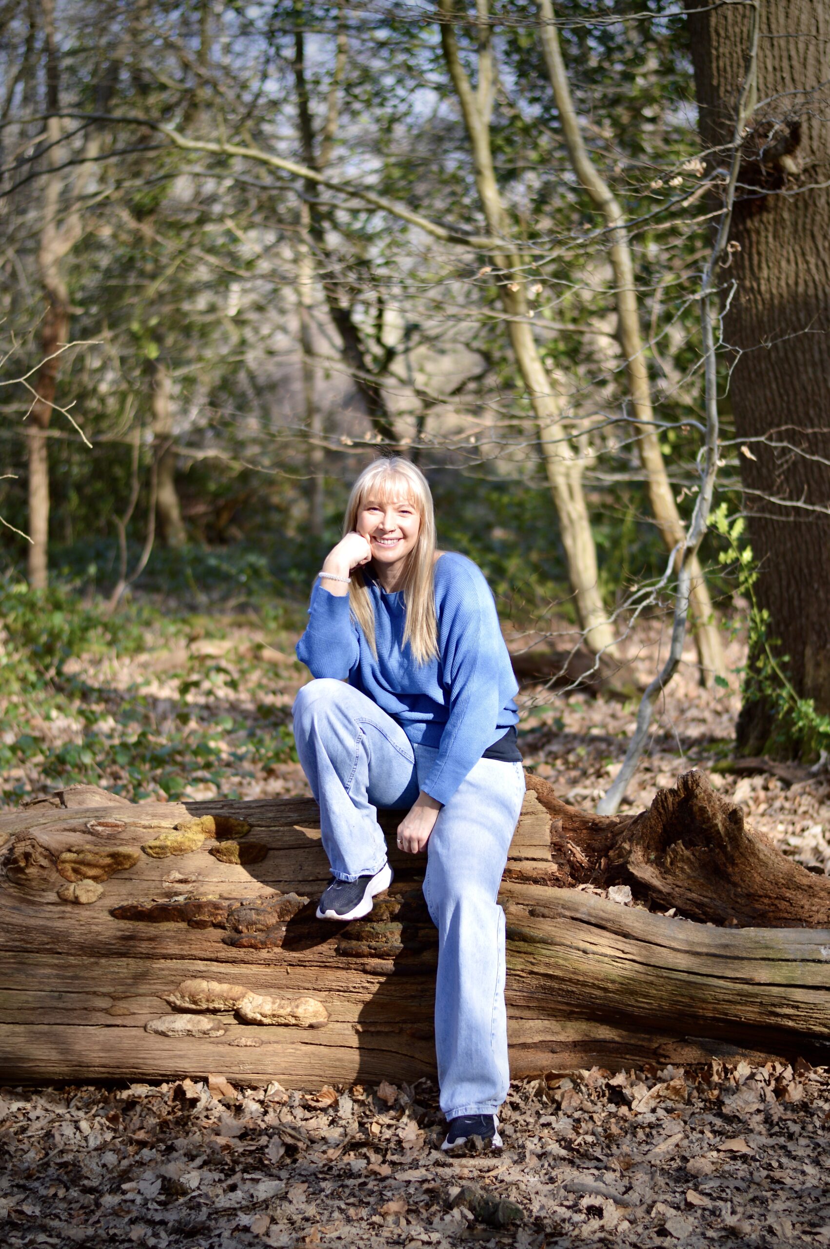Becky Stone – Therapist in Canterbury Becky Stone seated and smiling, offering trauma-informed counselling for eating disorders, depression, and emotional wellbeing in Canterbury.