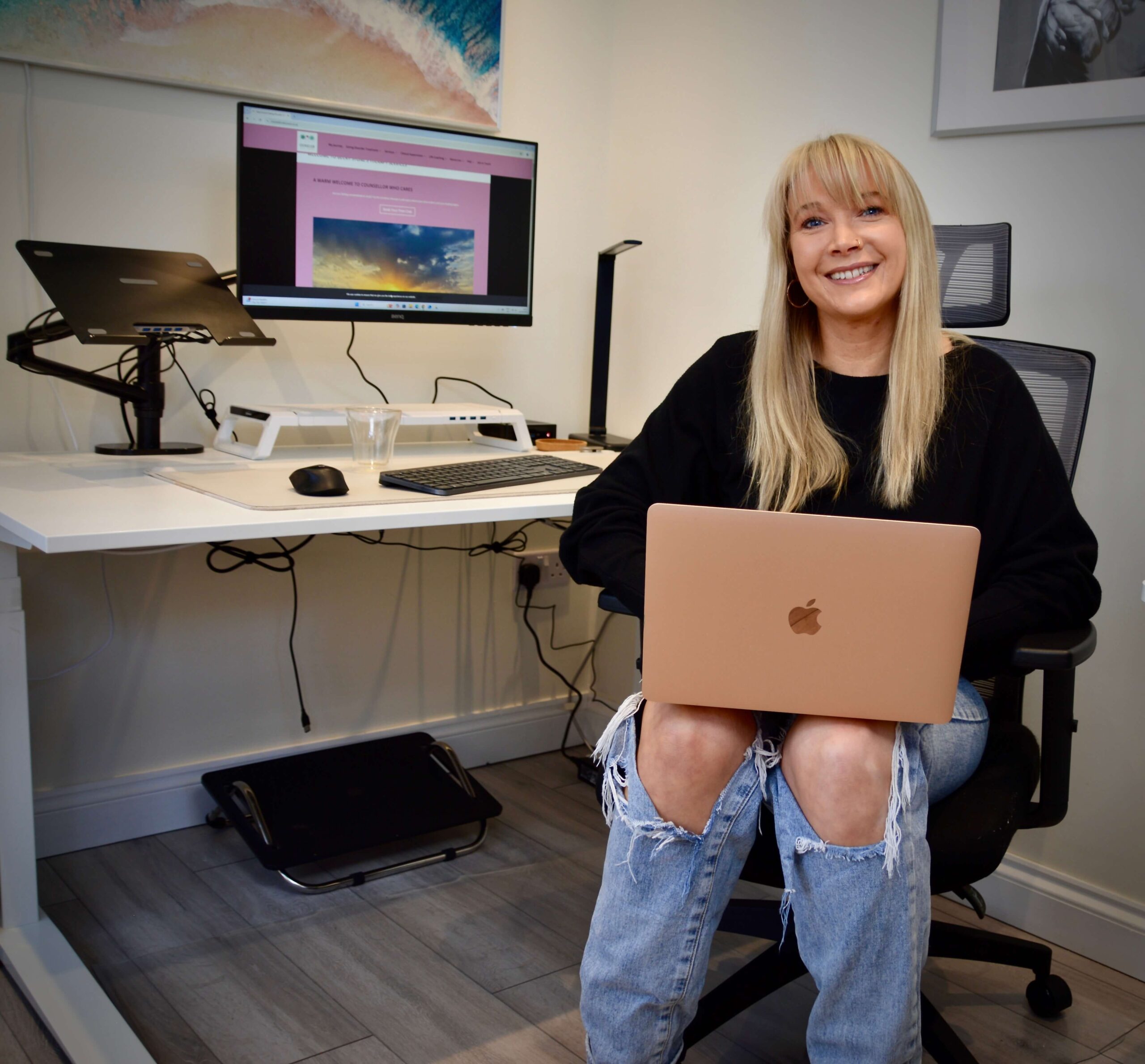 Becky Stone eating disorder therapist in Canterbury supporting teens and adults with male eating disorders, body image struggles and trauma-informed therapy.